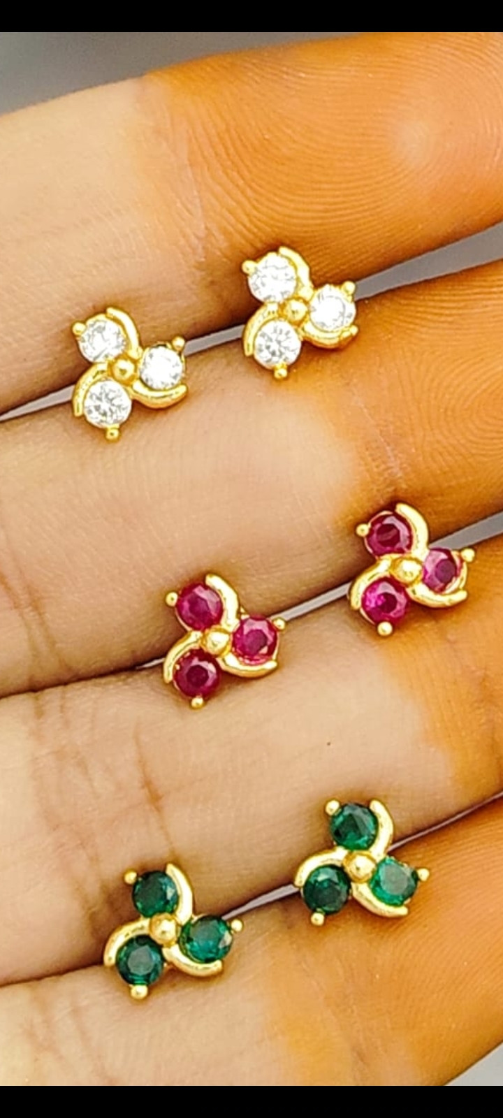 Three stone flower design
